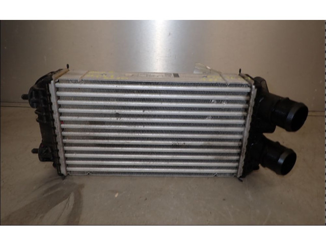 Интеркулер 9824742280 Peugeot 2008 II