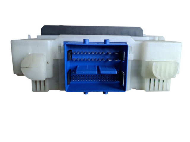 Блок предохранителей 7G9T14C256FA, 30765624AE   Volvo V70    