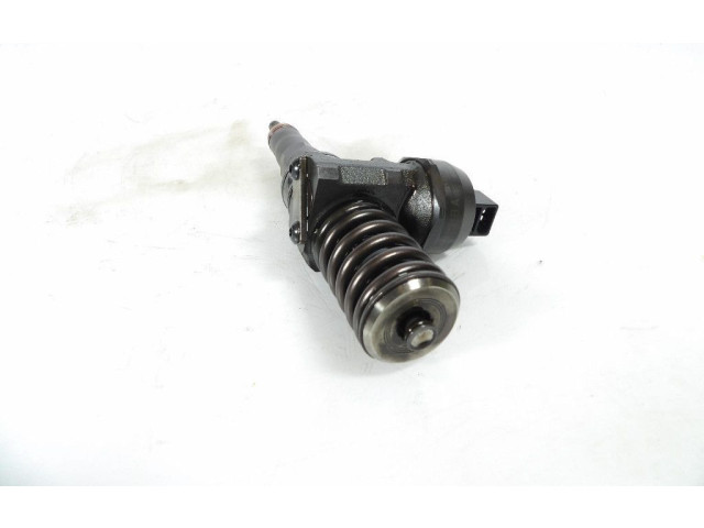 Форсунка 038130073AG, 038130073AG Skoda Fabia Mk2 (5J)