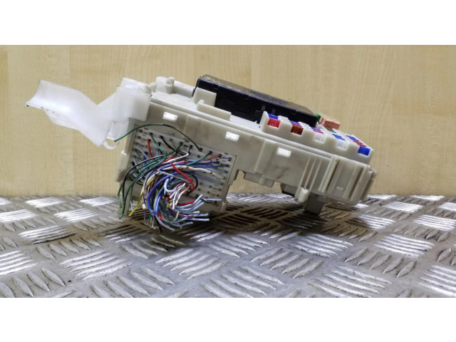 Pojistková skříňka 8264102060, MB2323008531 Toyota Corolla E120 E130 2006