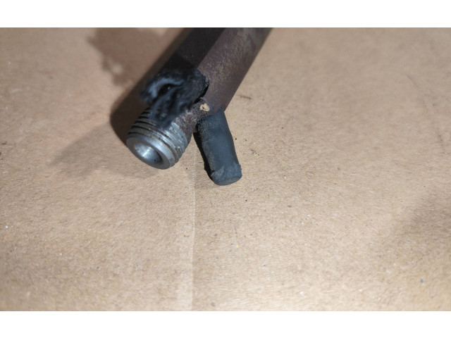 Форсунка 028130202p, 0432193696    Audi A3 S3 8L   