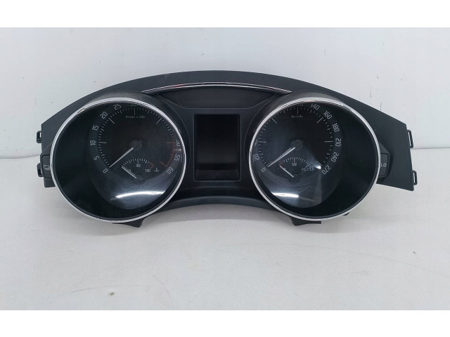 Панель приборов 3T1920841DV0007000   Skoda Superb B6 (3T)       