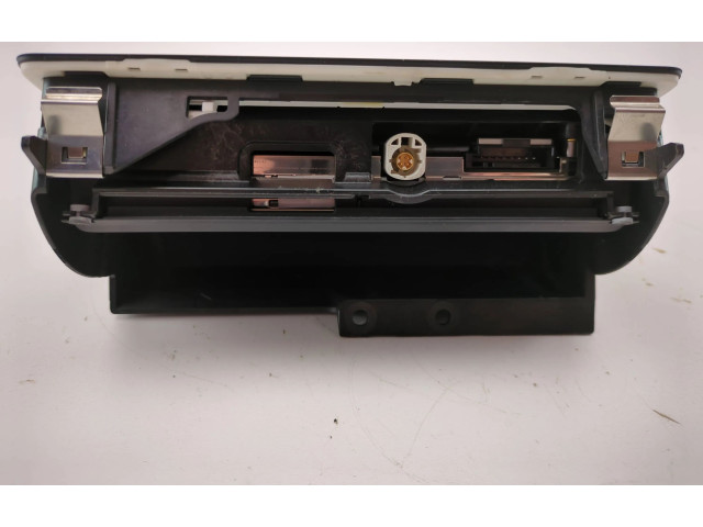 Дисплей    8X0857273B, 19072012   Audi A1