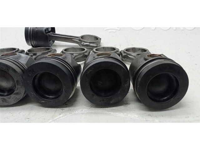 Шатун Volkswagen PASSAT B8