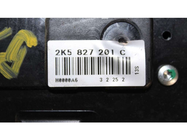 Zámek zadních dveří 2K5827201G Volkswagen Caddy 2013