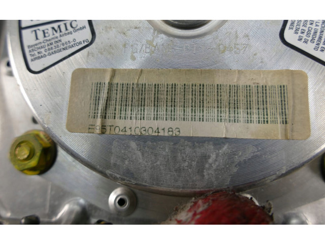 Надувная подушка для руля    Audi A8 S8 D2 4D       