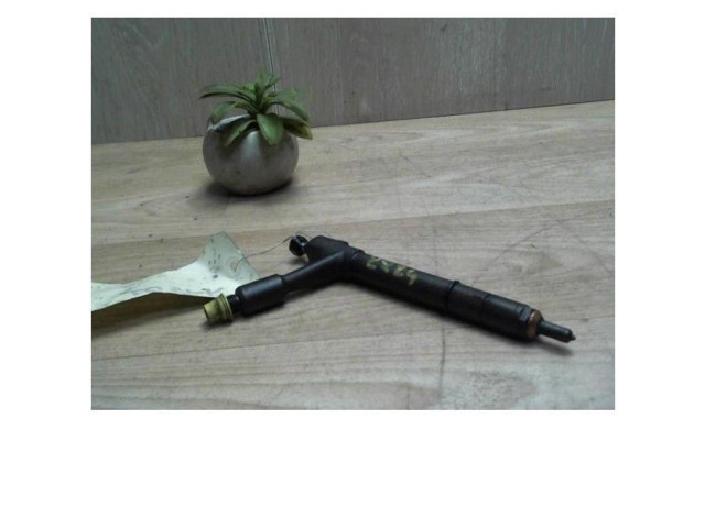 Форсунка 98437712, 98437712    Opel Meriva A  Y17DT 