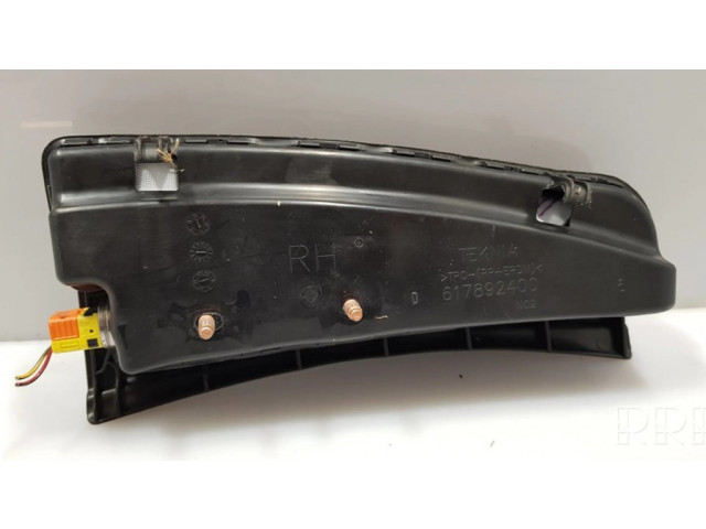 Регулировочная планка ремня безопасности