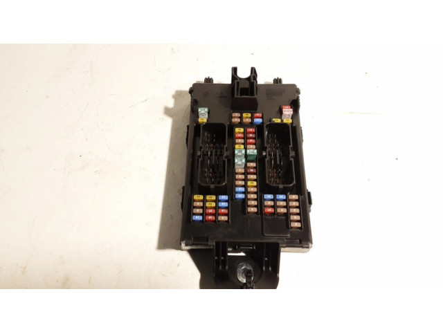 Pojistková skříňka 31682732 Volvo XC60 2019