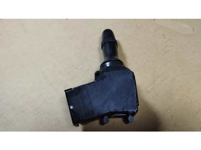 Ручка стеклоочистителей 17F111 Lexus IS 220D-250-350