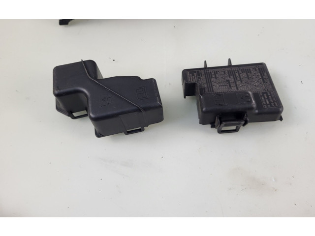 Блок предохранителей DPN13800159HWB Volvo S60