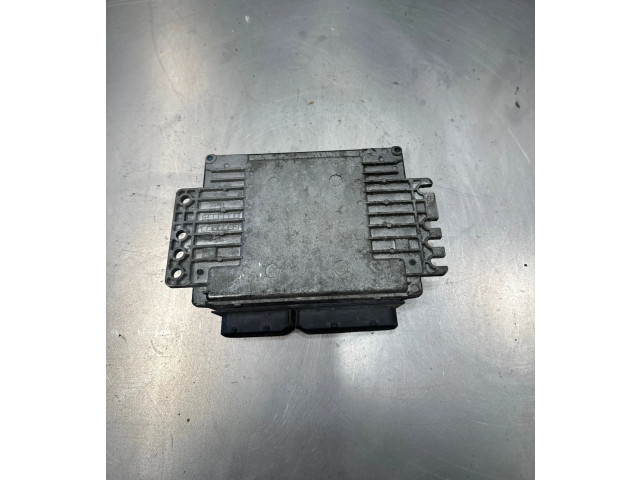 Řídící jednotka 32040g33715, Mec32040   Nissan Micra 2005