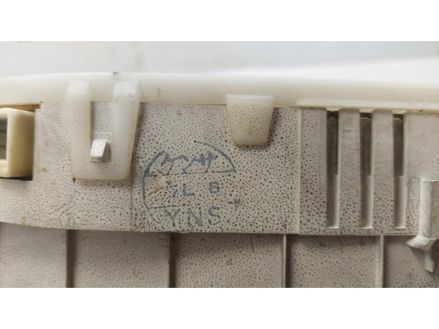 Панель приборов FDGE6VD Mazda 626