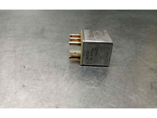 Pojistková skříňka 0015420219 Mercede-Benz S W116 1981