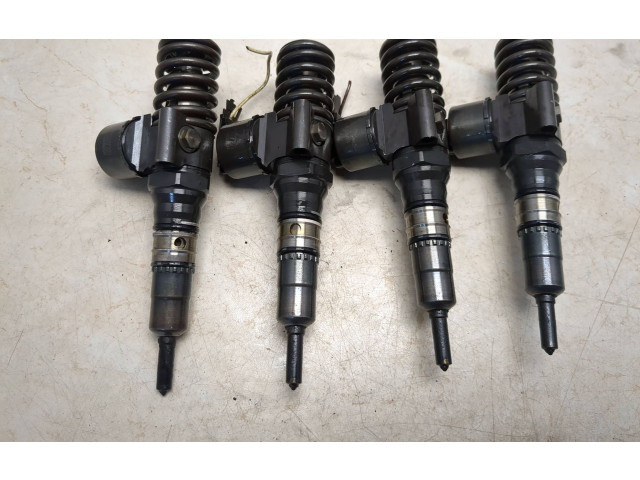 Форсунка 0414720404 Audi A3 S3 A3 Sportback 8P CAYC