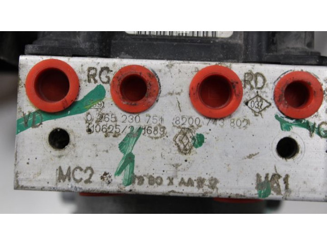 Блок АБС 8200743802, 6001551519   Dacia  Duster  2010 - 2017 года