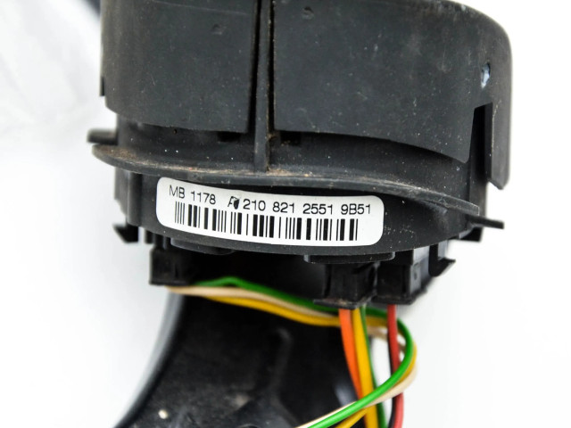 Volant Mercedes-Benz E W210 1995 A2108212551