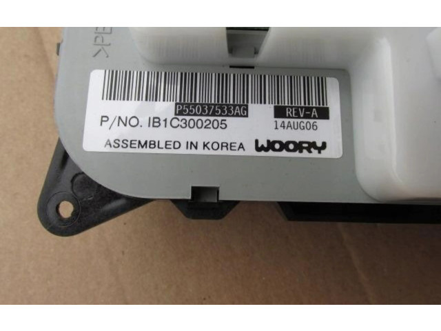 Блок управления климат-контролем P55037533   Jeep Cherokee III KJ