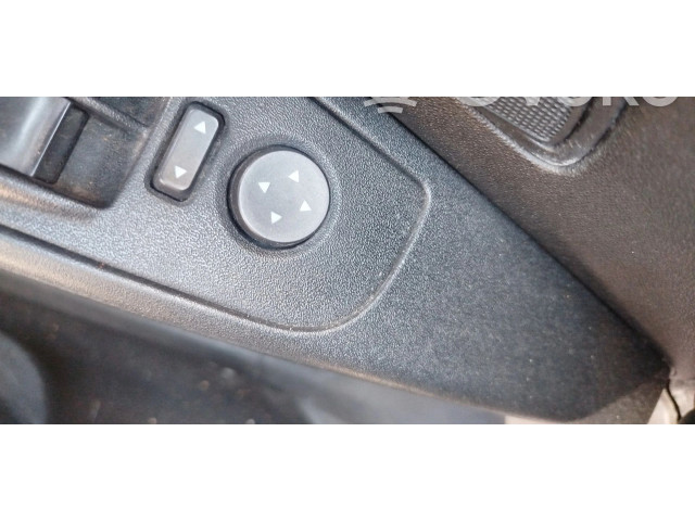 Зеркало электрическое        Fiat Grande Punto   -  года   