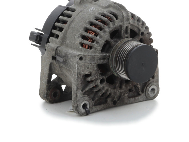 Генератор 8200537415, J0-9047I   Renault Clio III      