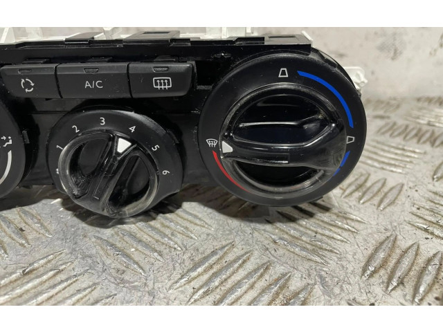 Блок управления климат-контролем 96722483ZD Peugeot 2008 I