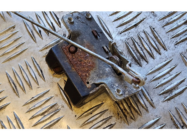 Zámek zadních dveří Opel Zafira A 2003