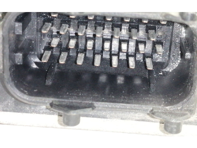 Блок управления двигателя 047906030N   Skoda Felicia I