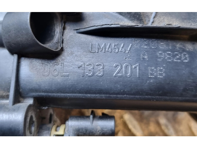 Всасывающий коллектор 06L133201 Audi Q5 SQ5