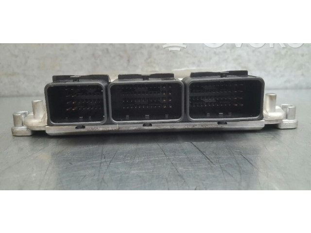 Блок управления двигателем Блок управления 8200065994, 8200065994 Volvo S40, V40