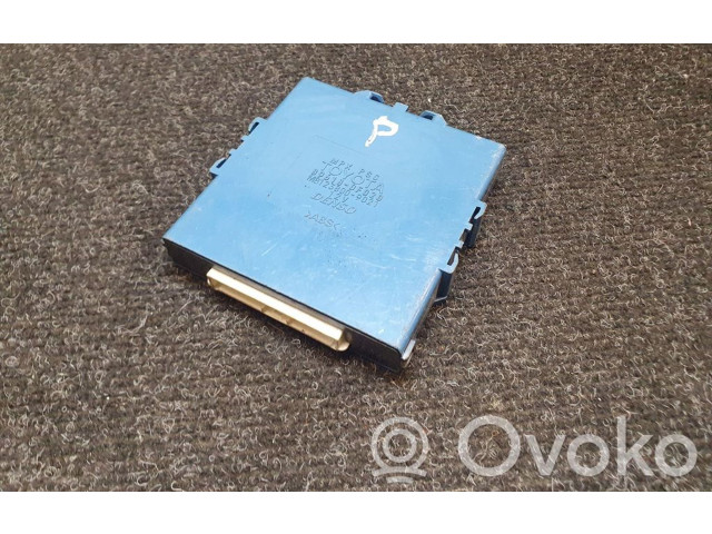 Блок управления 896180F020 Toyota Corolla Verso AR10