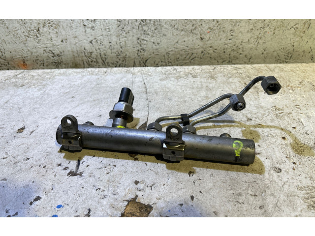 Топливная рампа 059130089AA   Audi A6 S6 C6 4F  