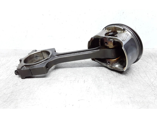 Píst 40151 Volvo V50