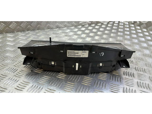 Přístrojová deska Chrysler Grand Voyager V 2011 P05082683AG