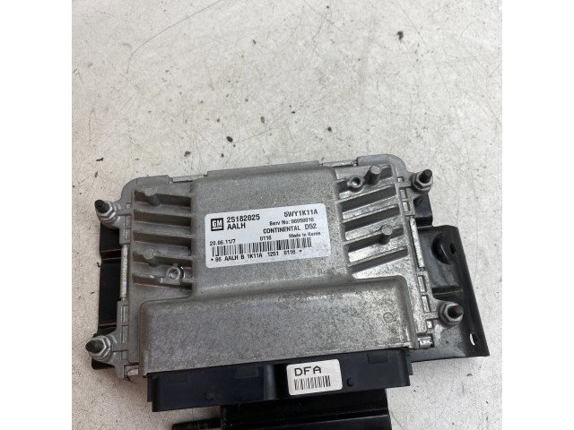 Блок управления двигателя 25182025, 96958816   Chevrolet Spark