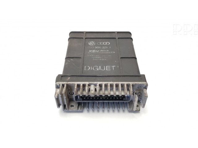 Блок управления двигателя 030906021J   Volkswagen Golf II