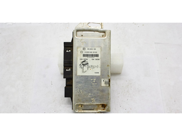 Pojistková skříňka a0205451932 Mercede-Benz S W220 2001