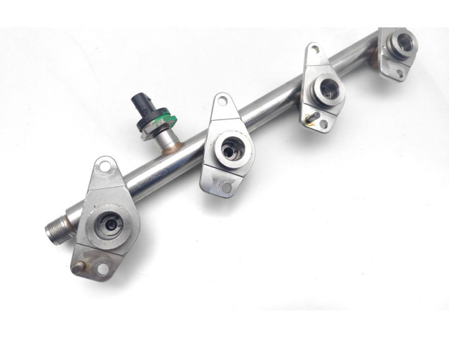 Vstřikovací lišta A2700701400, A2700780645 Mercedes-Benz GLA W156 M270.910