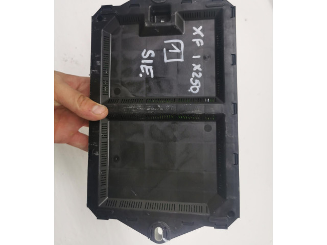 Блок комфорта BX23-14B476-AA Jaguar XF X250