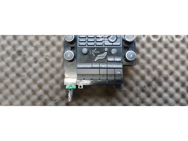 Блок управления климат-контролем 30782909, M3054100097   Volvo V70