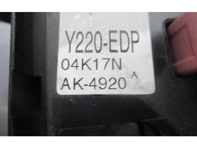 Pojistková skříňka Řídící jednotka BSM 8212008B10 SsangYong Rexton 2005