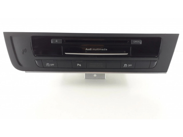 Радио/ проигрыватель CD/DVD / навигация