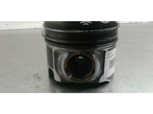 Поршень BKD Volkswagen Golf SportWagen