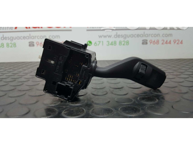 Ручка поворотов/ фонарей 4M5T13335BD   Ford Focus