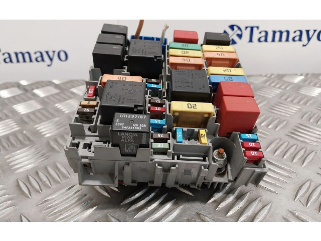 Pojistková skříňka Řídící jednotka BSM 51867698   Fiat Doblo 2012