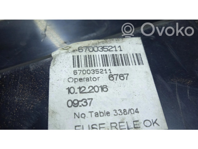 Блок предохранителей  670035211   Maserati Quattroporte    