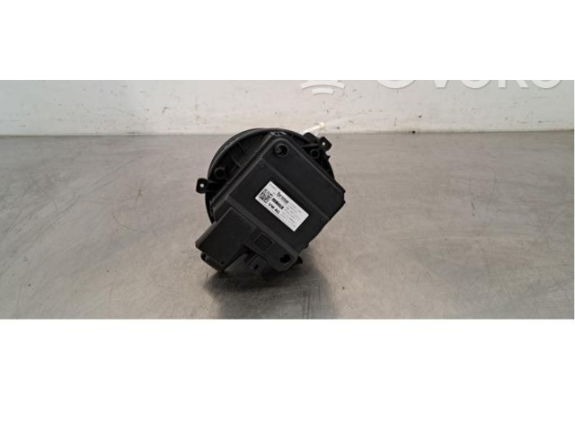 Вентилятор печки    4M1820021C   Audi e-tron