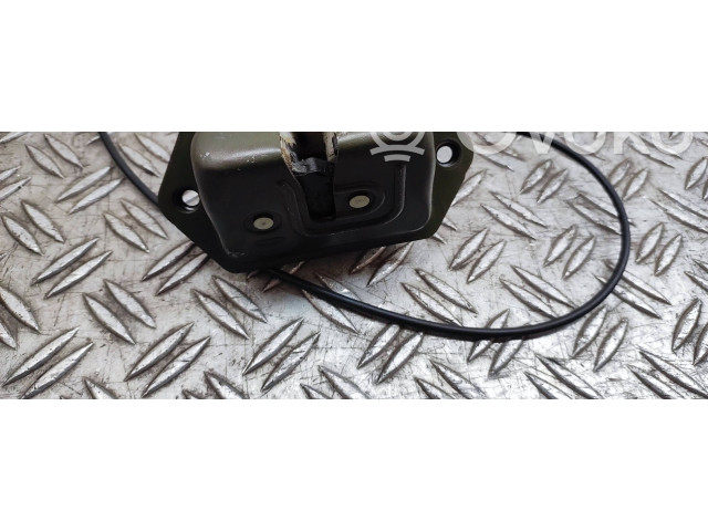 Zámek zadních dveří Subaru Forester SG 2005