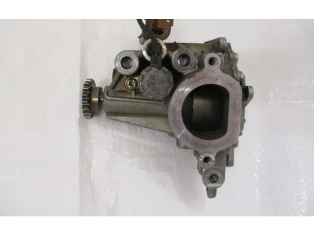 Масляный насос   150002257R  Renault Clio IV 