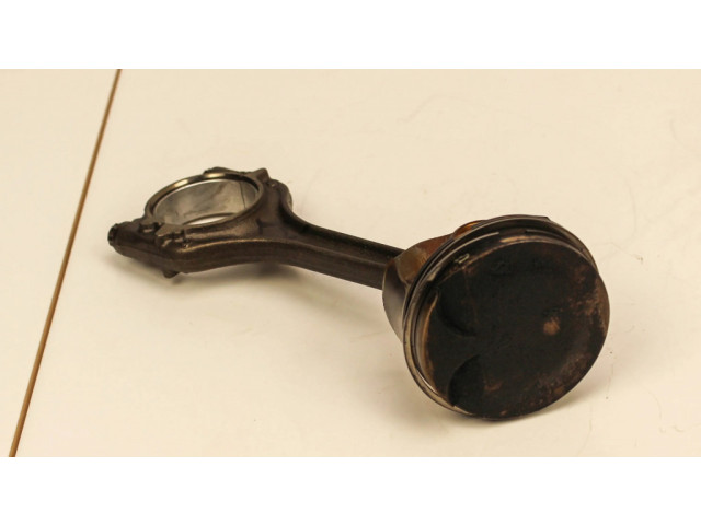  Поршень с шатуном CJZ 04EBC, 04EE  Volkswagen Polo V 6R для бензинового двигателя 1.2