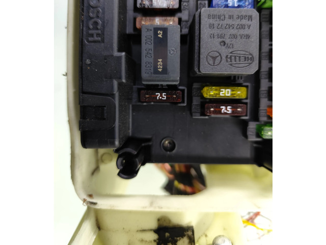 Блок предохранителей  4RA00779310, A0025428719   Mercedes-Benz GLK (X204)    